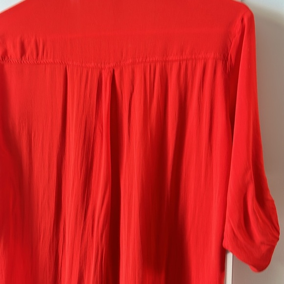 🌷Button Down Blouse by Chill 100% Viscose - Picture 9 of 11